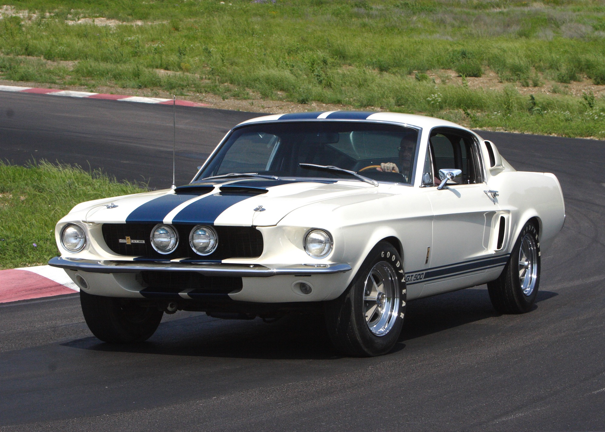 Shelby GT500 as factory equipped 1967